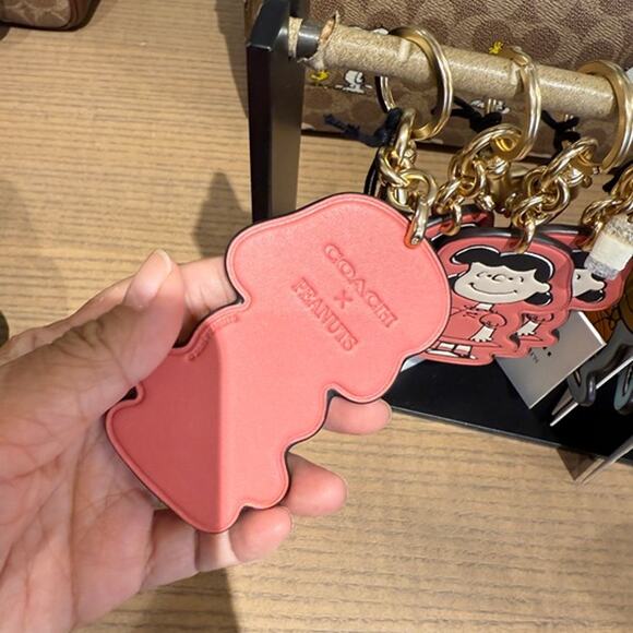 Coach X Peanuts Lucy Bag Charm CBG58 - Picture 2 of 2